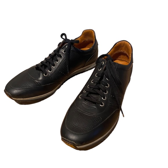 Magnanni Pueblo Black Leather Black Sneakers size 9.5 US Mens Shoes 14804 - Picture 2 of 9